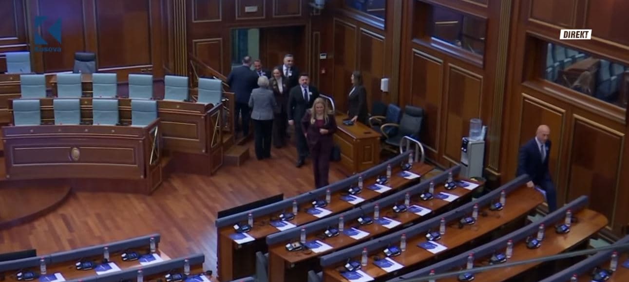 Ramush Haradinaj me deputetët e vet arrijnë në Kuvend