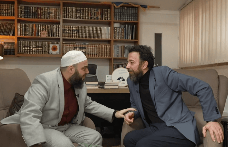 “E lus Allahun në natën e Ramazanit”, hoxhë Latifaj për krerët e UÇK-së: Do kthehen fitimtarë