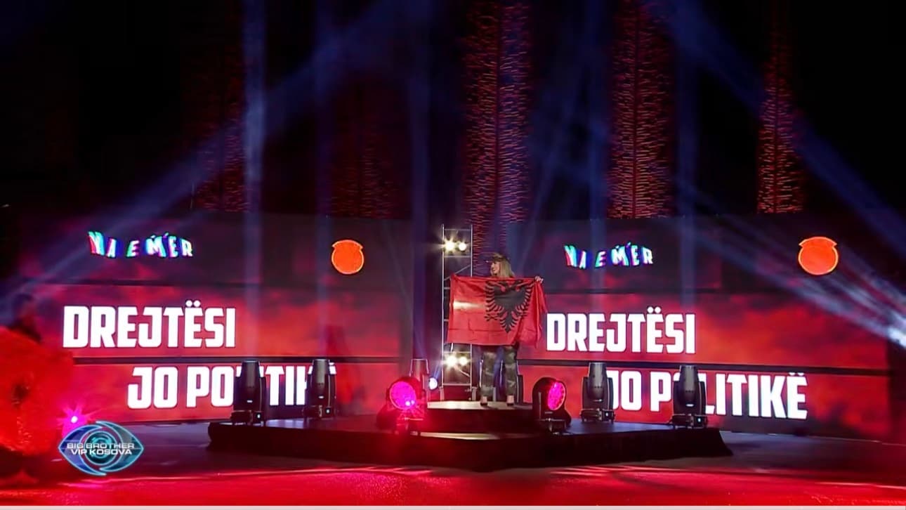 LIVE: Banorët e Big Brother VIP Kosova brohorasin UÇK - “Drejtësi, jo politikë” (VIDEO)