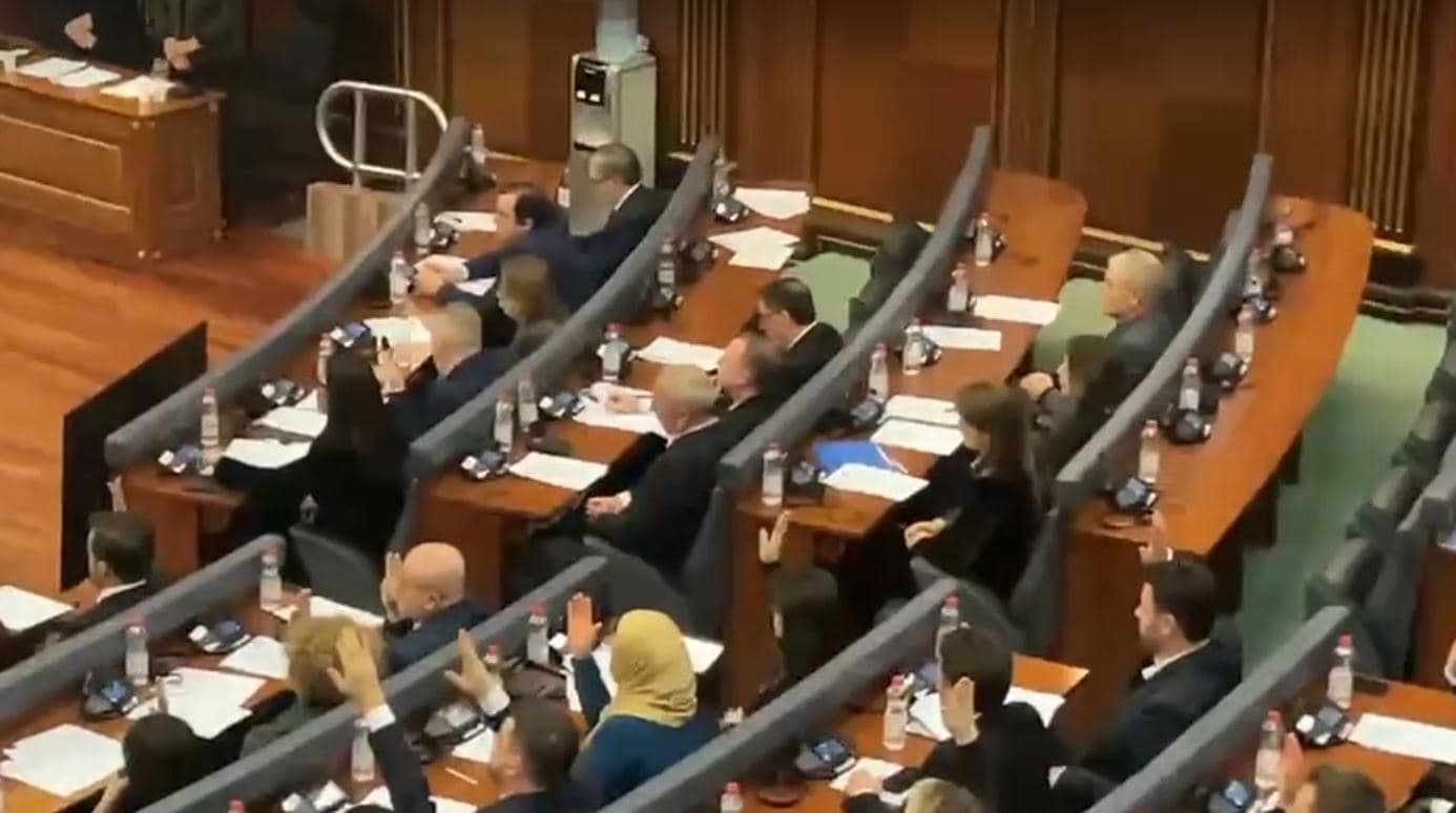LDK s'mori pjesë në votim për Rezolutën e Hagës, shkak pika që kërkoi për vrasjet e pasluftës