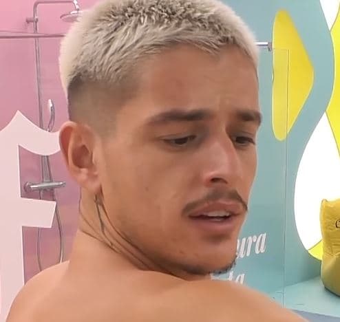 “Memories” e Gjestit emocionon Londrimin (VIDEO)