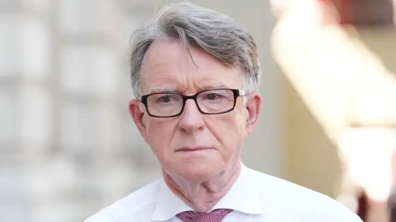 Lord Mandelson jep dorëheqje nga Partia Laburiste pas publikimit të dosjeve të Epstein