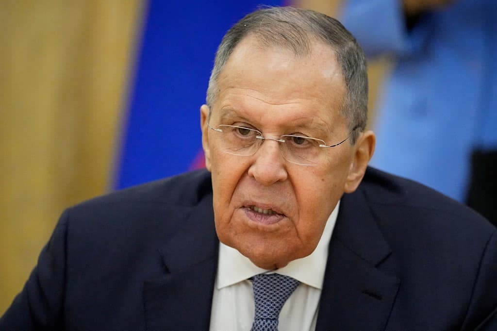 Lavrov: Zelensky s'dëshiron që lufta të mbarojë sepse kjo do t'i jepte fund karrierës së tij