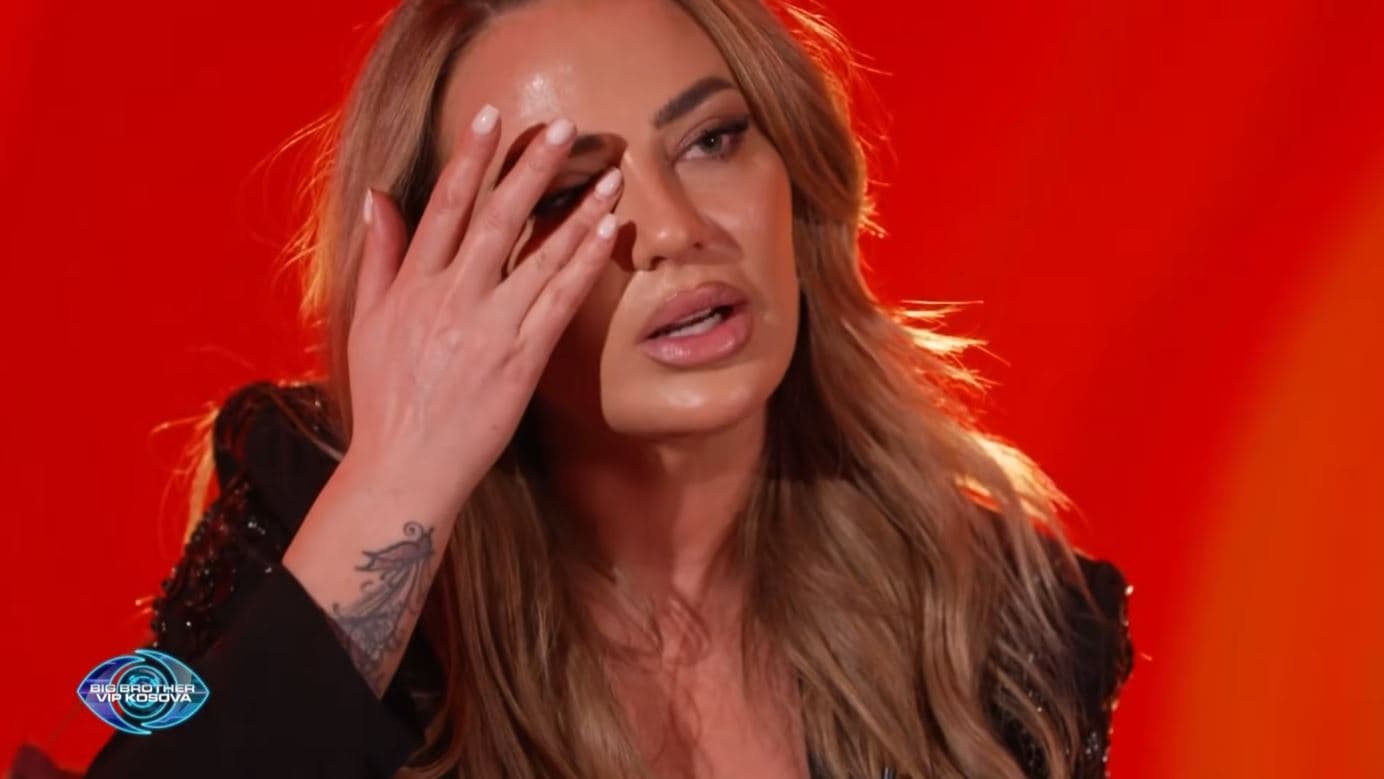 Mes emocionesh, Suanita rrëfen dhimbjen si fëmijë, këndon hitin e Leonora Jakupit (VIDEO)