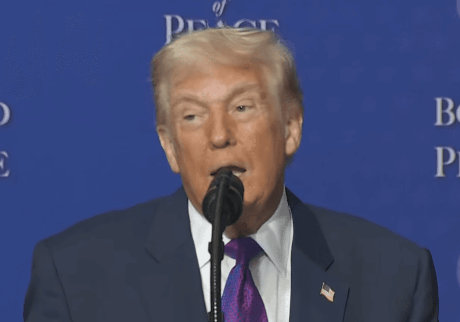 Trumpi thotë se Irani është 'i mirëpritur të luajë' në Kupën e Botës