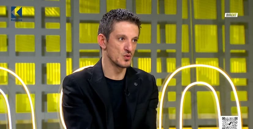 Krasniqi: Familja Jashari është e shenjtë, të mos përdoret për lojëra politike (VIDEO)