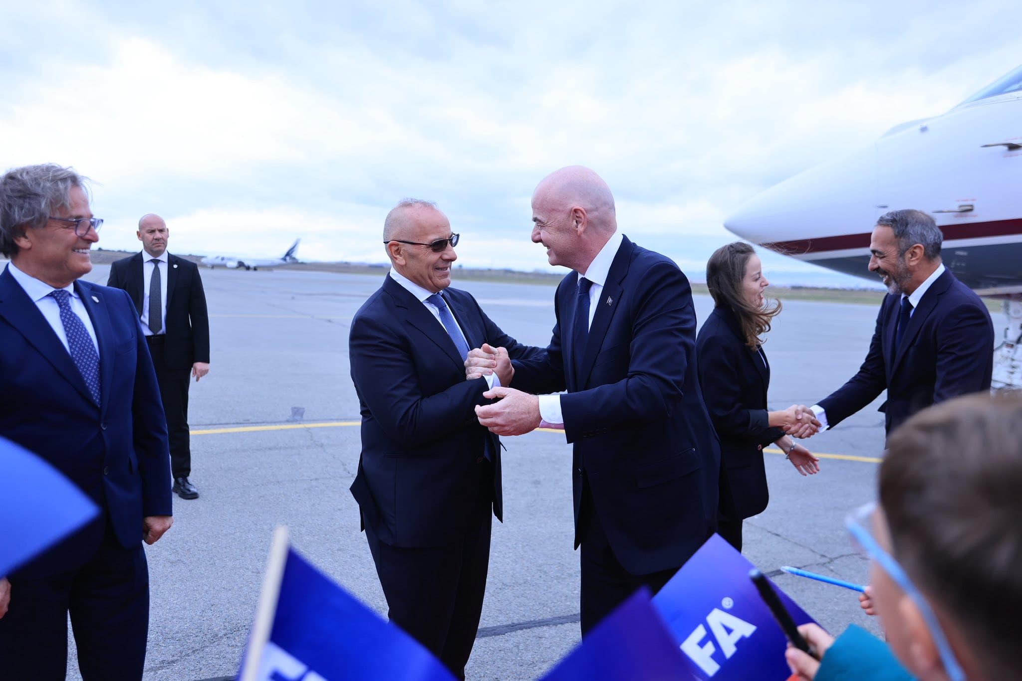 10-vjet në krye të FIFA-s, FFK-ja uron Gianni Infantinon (VIDEO)