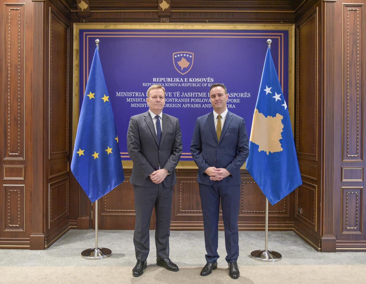 Dialogu nën udhëheqjen e Ministrisë së Punëve të Jashtme, Konjufca takon Sorensenin
