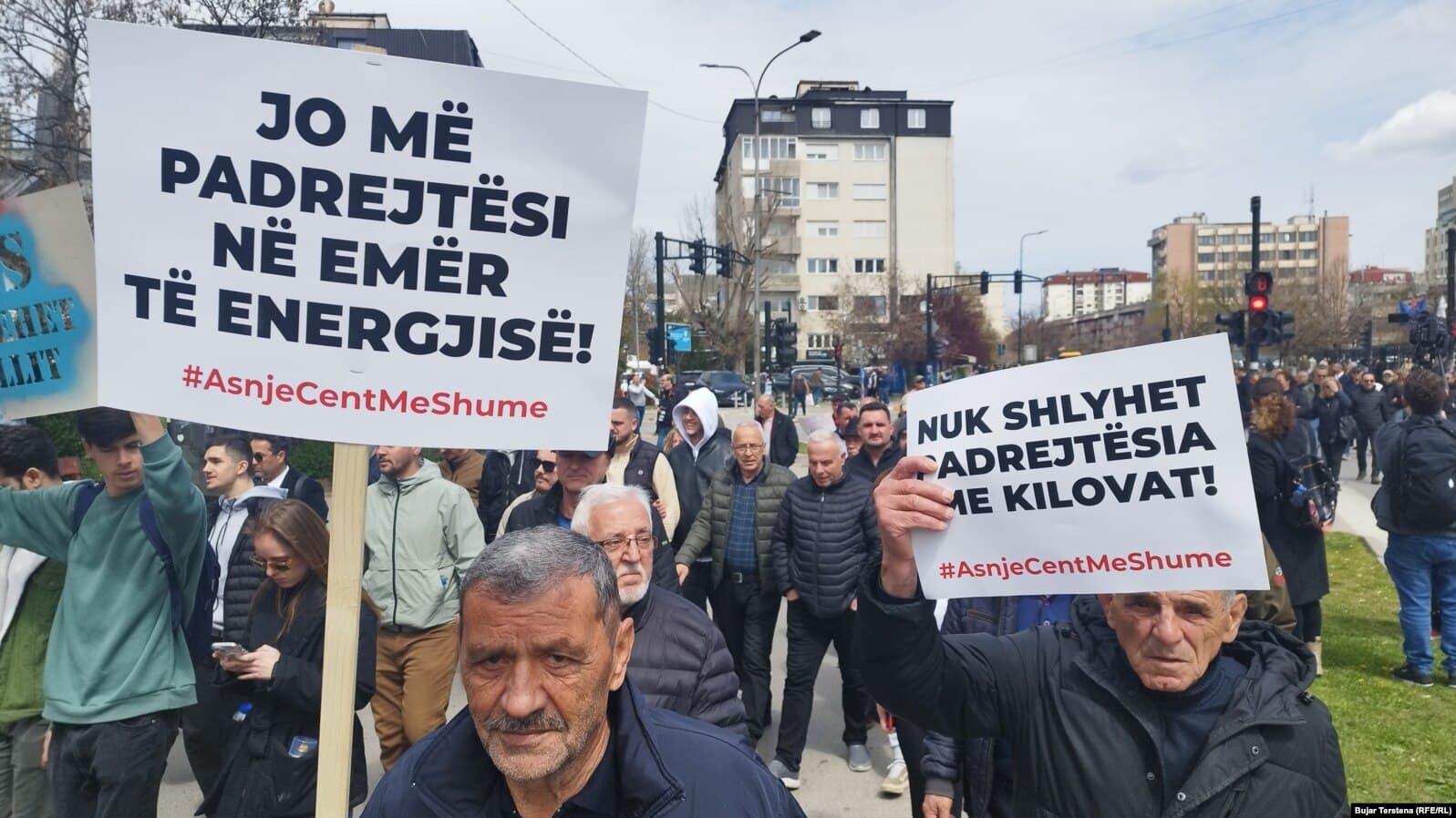 Protestohet sot kundër propozimit për shtrenjtimin e rrymës