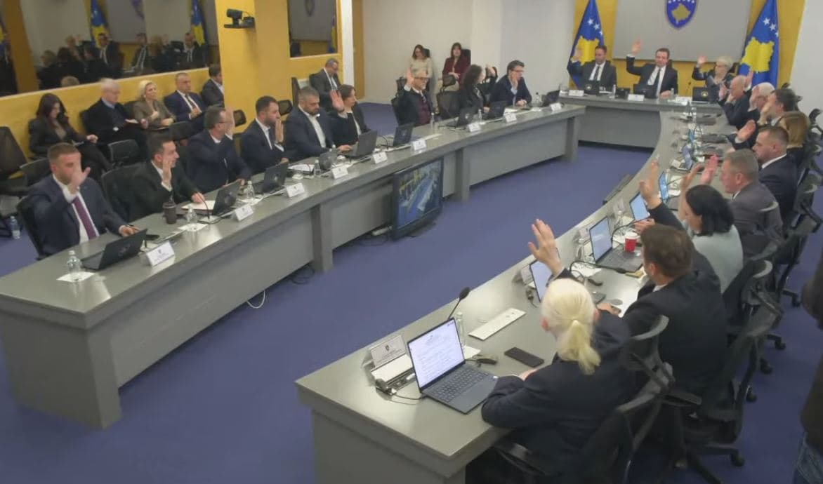 Qeveria miraton themelimin e Këshillit për shënimin e 28-vjetorit të Epopesë së UÇK-së