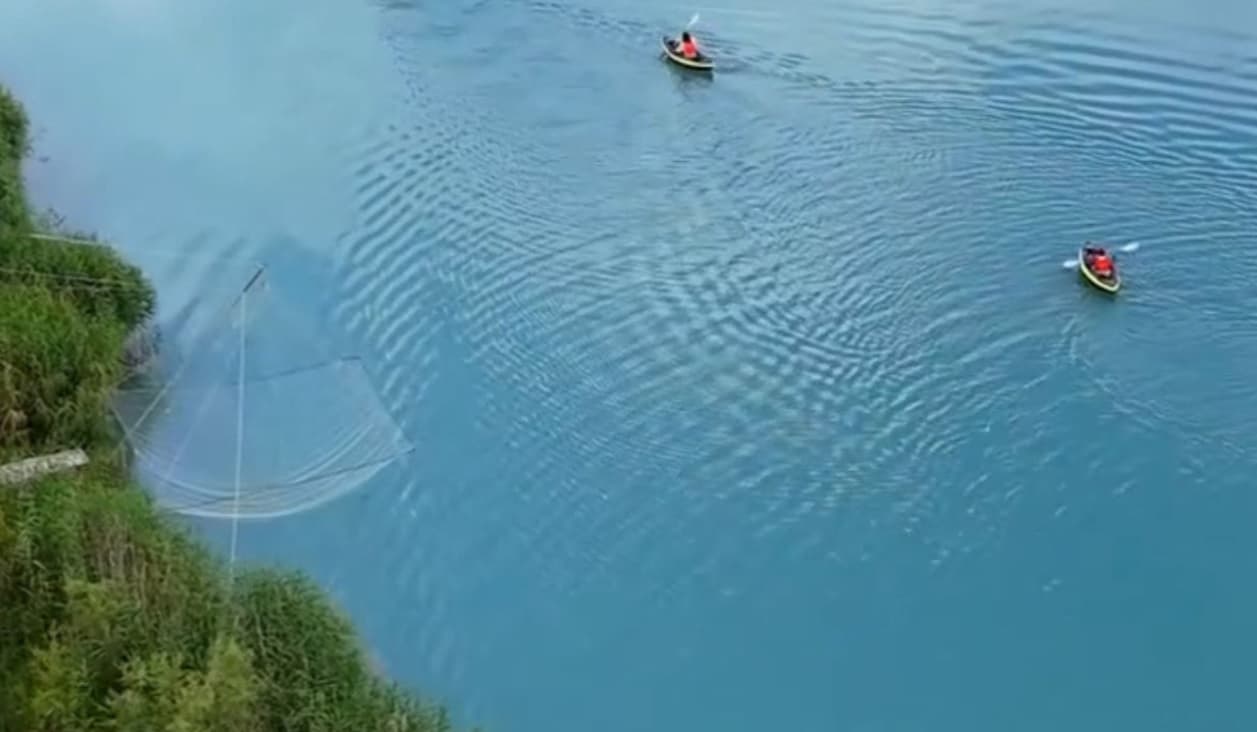 Promovim i turizmit, Edi Rama ndan pamje nga lumi Vjosa (VIDEO)