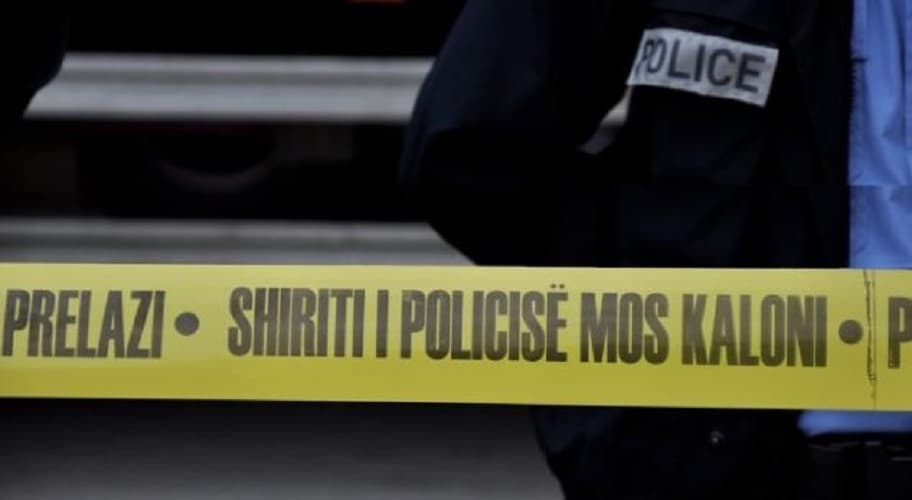 E rëndë në Dragash: Një burrë gjendet i vdekur pranë shtëpisë