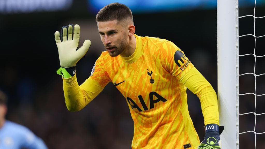 Interi dhe Juventusi "në luftë" për portierin e Tottenhamit