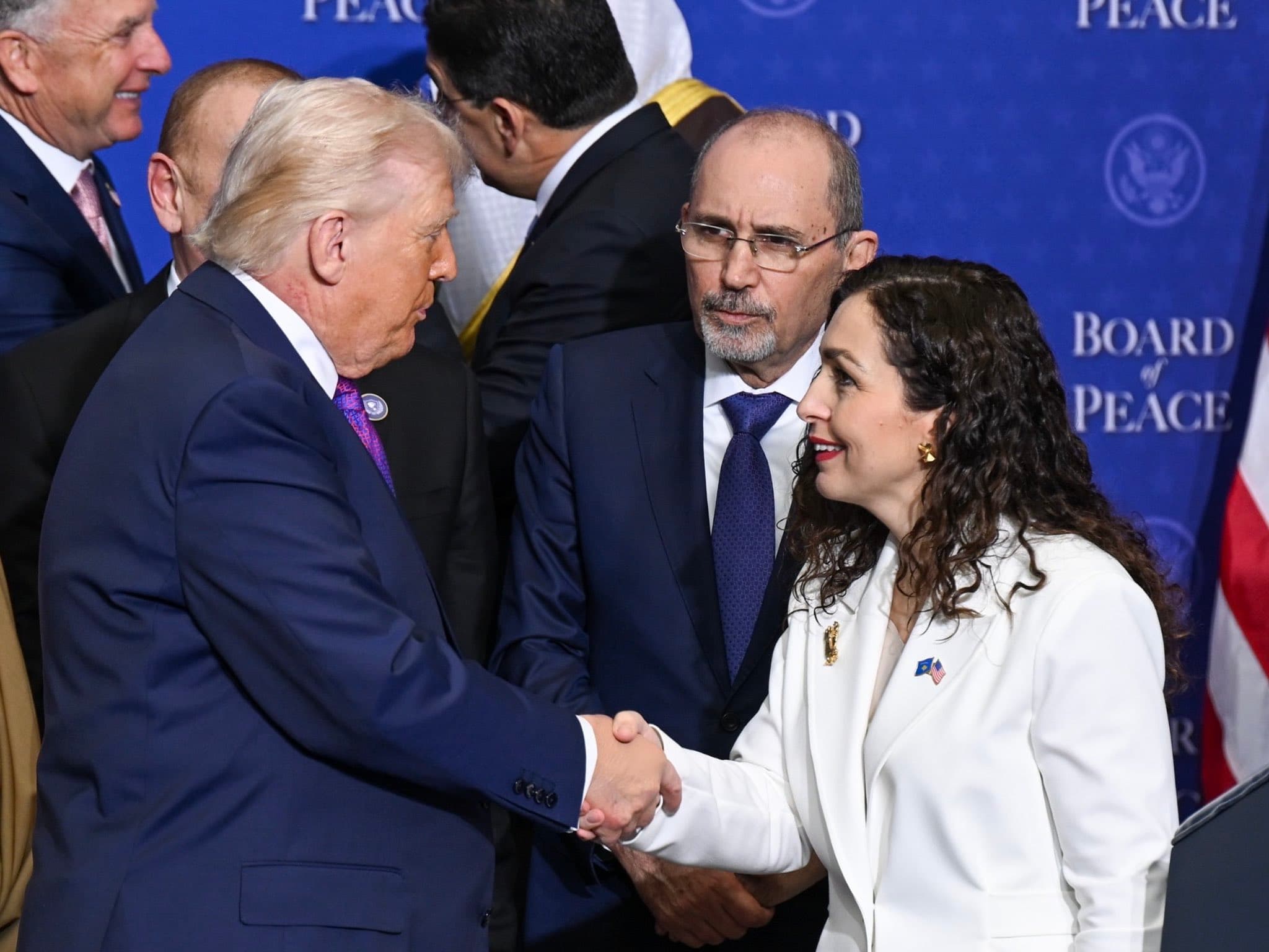 "Kosova krah SHBA-së", Osmani falënderon Trumpin për partneritetin në Bordin e Paqes