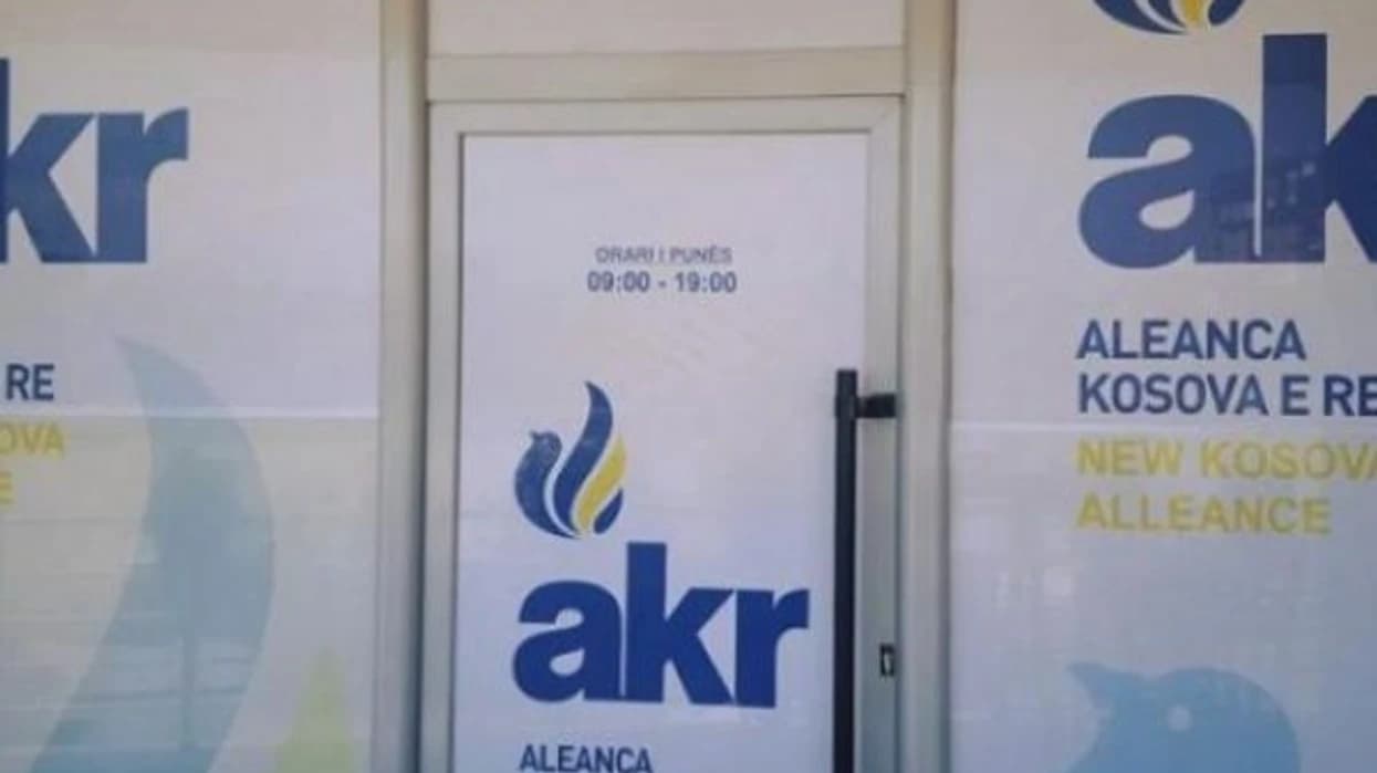 KQZ e pezulloi si parti, AKR thotë se kuvendin pritet ta mbajë në mes të prillit