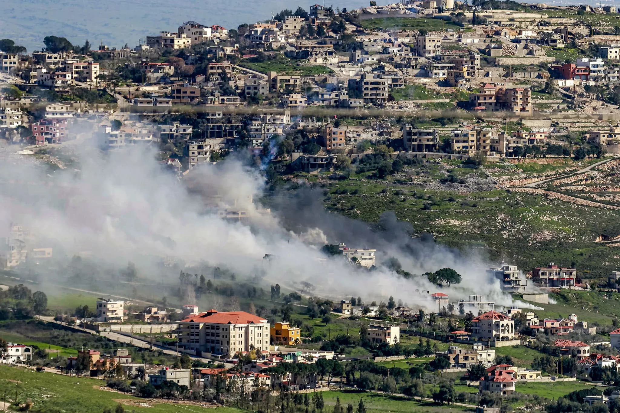 Libani thotë se sulmet izraelite kanë vrarë më shumë se 1 mijë njerëz që nga fillimi i luftës