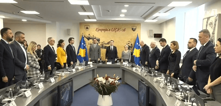 Qeveria mban 1 minutë heshtje për tre kosovarët që vdiqën tragjikisht në Vjenë