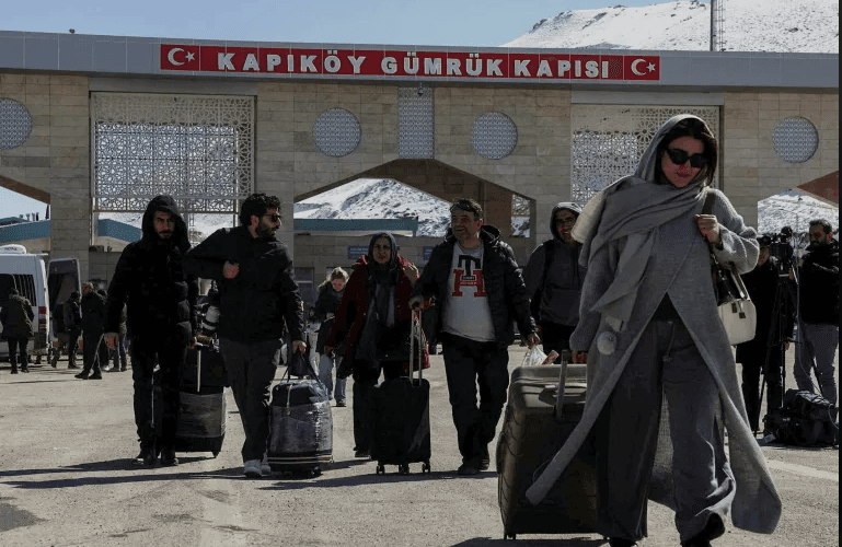 Rritet frika për krizë refugjatësh nga Irani mes përshkallëzimit të luftës