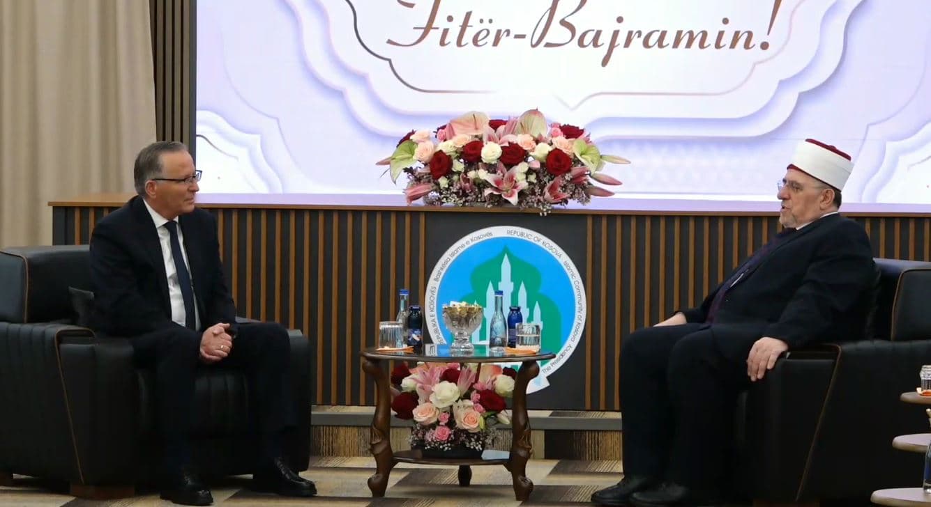 Bedri Hamza i shkon BIK-ut në vizitë për Bajram