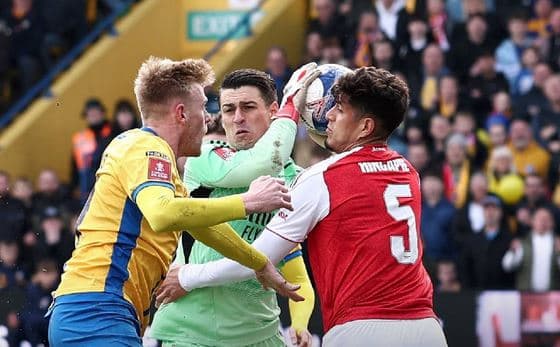 Arsenali fiton ngushtë, kalon në 1/8 e finales së FA Cup