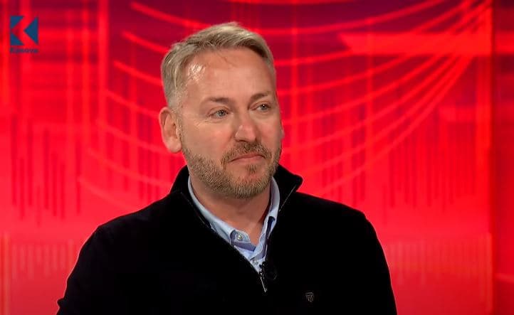 Deda: Politika e përçarjes po e vjedh të ardhmen e Kosovës