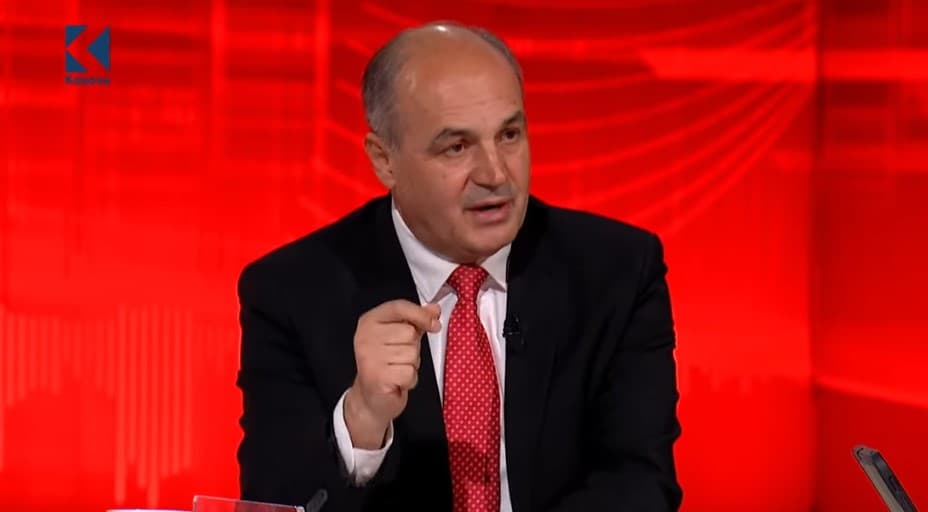Hoxhaj: Kurti po bën përpjekje të marrë 100% të pushtetit (VIDEO)