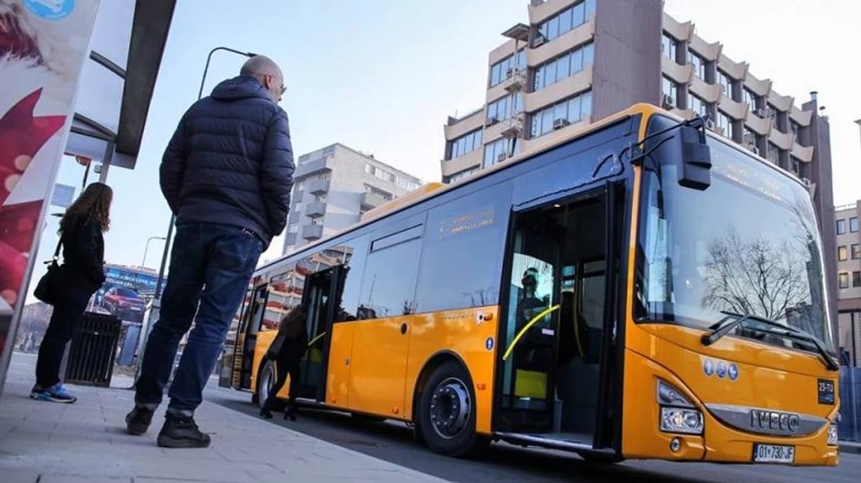 Interesimi i madh për ndeshjen Kosovë-Turqi, shtohet numri i linjës 1A