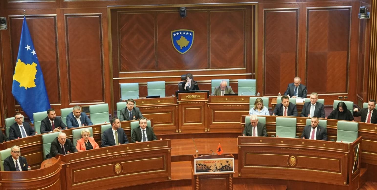 Zgjedhjet e treta brenda pak kohësh? Dështimi për presidentin në ballinat e mediave të huaja