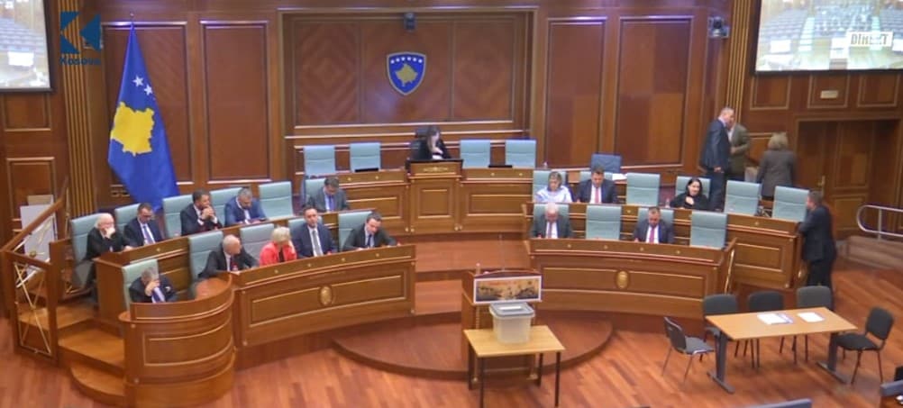 Seanca për Presidentin, kutia e votimit vendoset në sallë