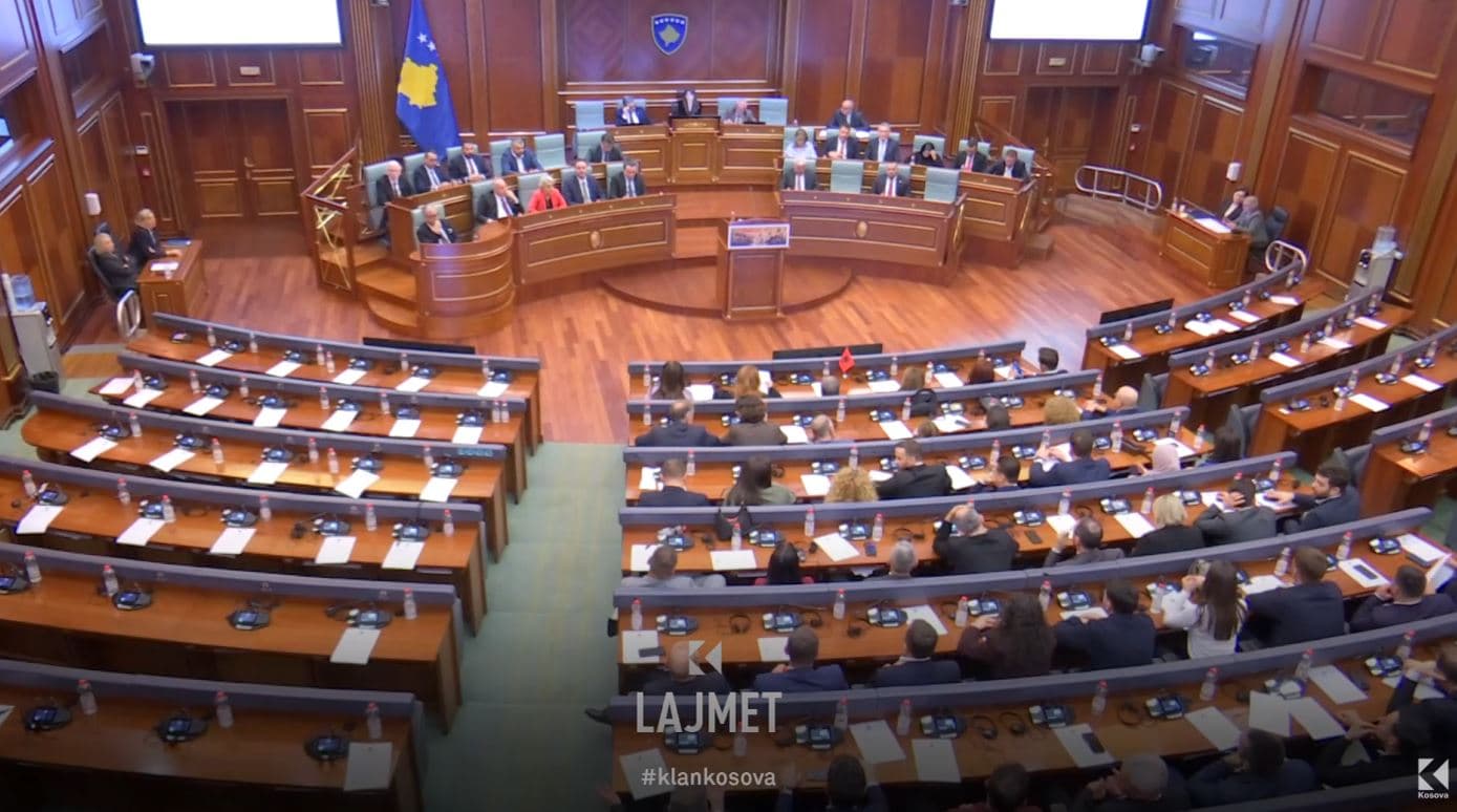 Prezenca e deputetëve: S’mund të detyrohen të rrinë në seancë (VIDEO)