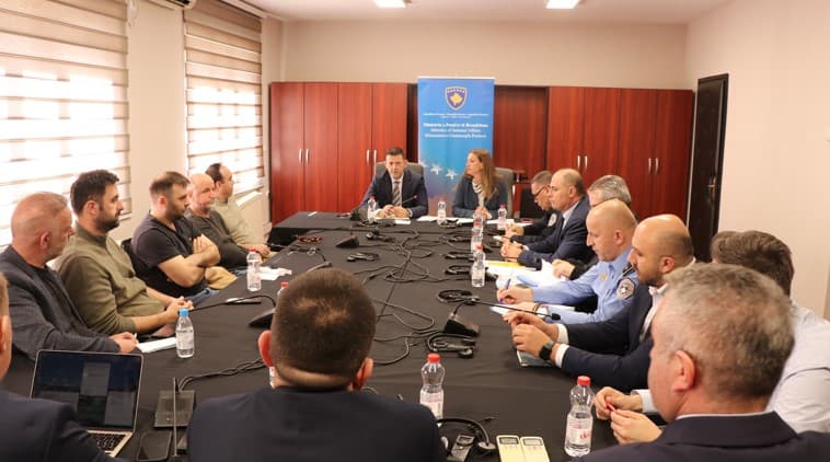 MPB mban tryezë informuese në Mitrovicën e Veriut për Ligjin për Automjete dhe Ligjin për të Huaj
