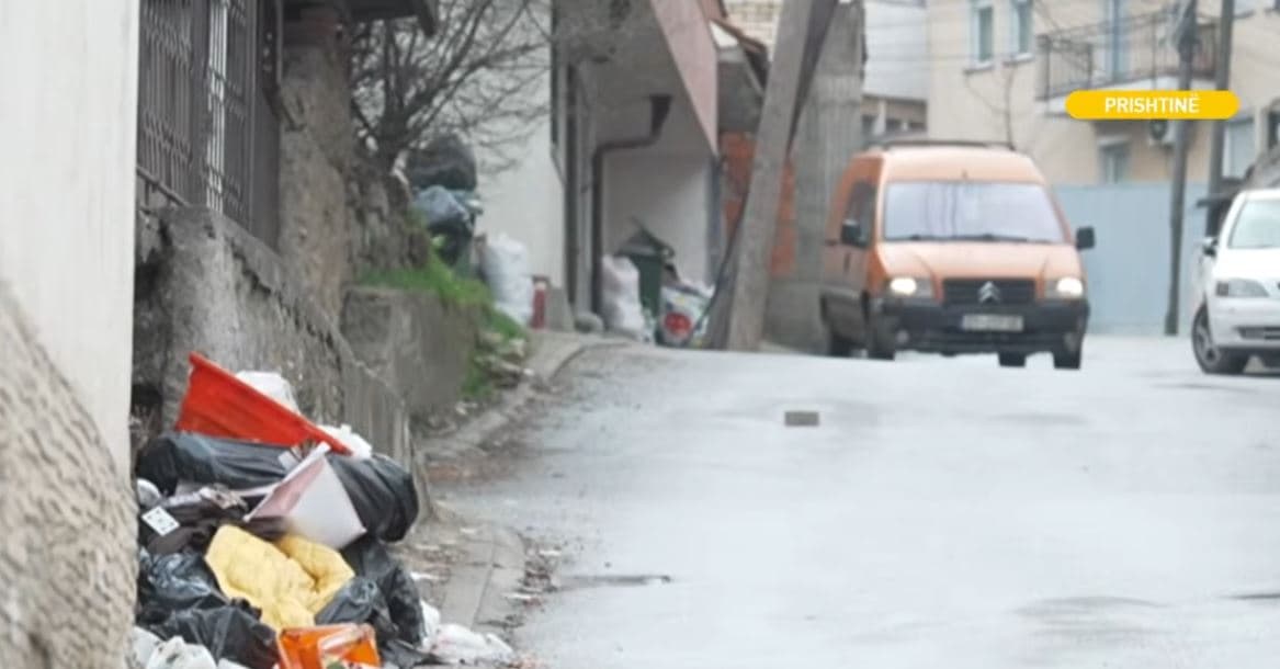 “Dodona” e mbushur me mbeturina, ankohen qytetarët: Mjerim... (VIDEO)