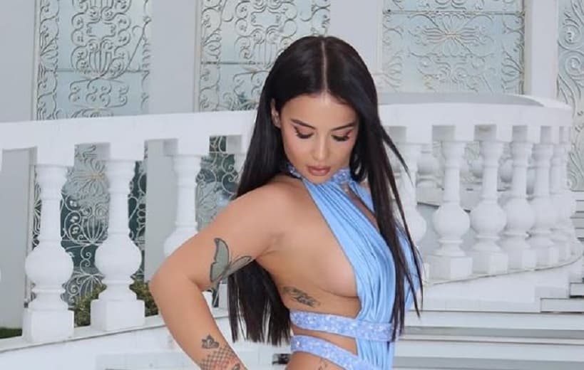 Rina Balaj sensuale në paraqitjen e fundit