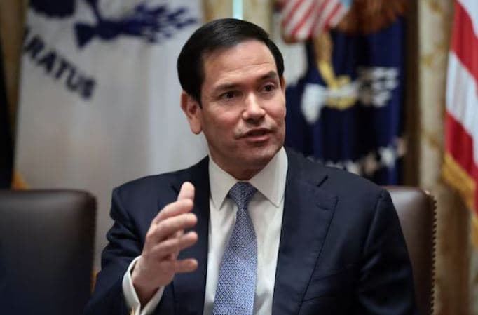 Rubio flet me kryeministrin e Irakut për naftën dhe sulmet iraniane