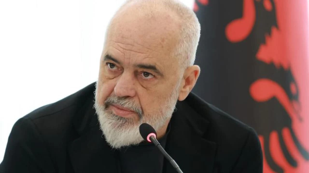 Edi Rama: Sa herë nafta do kalojë 220 lekë për litër, do të ulim me 20% akcizën