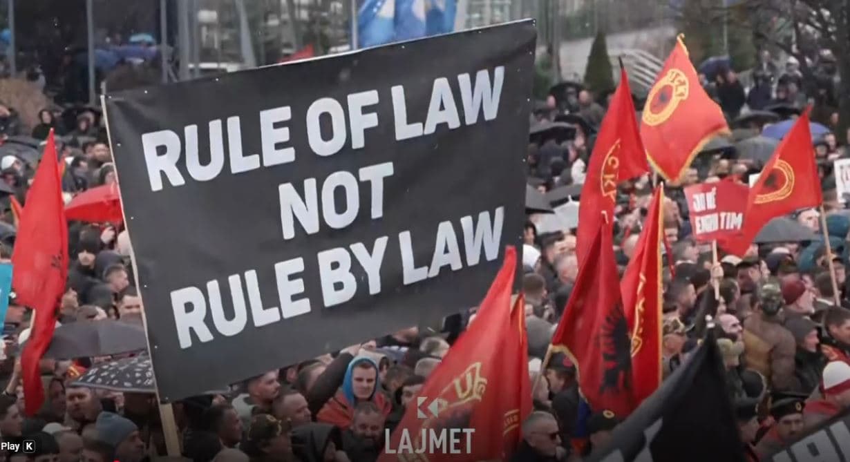 Kërkesa për paraburgim, ZPS “habitet” e nxitet nga protesta për drejtësi (VIDEO)