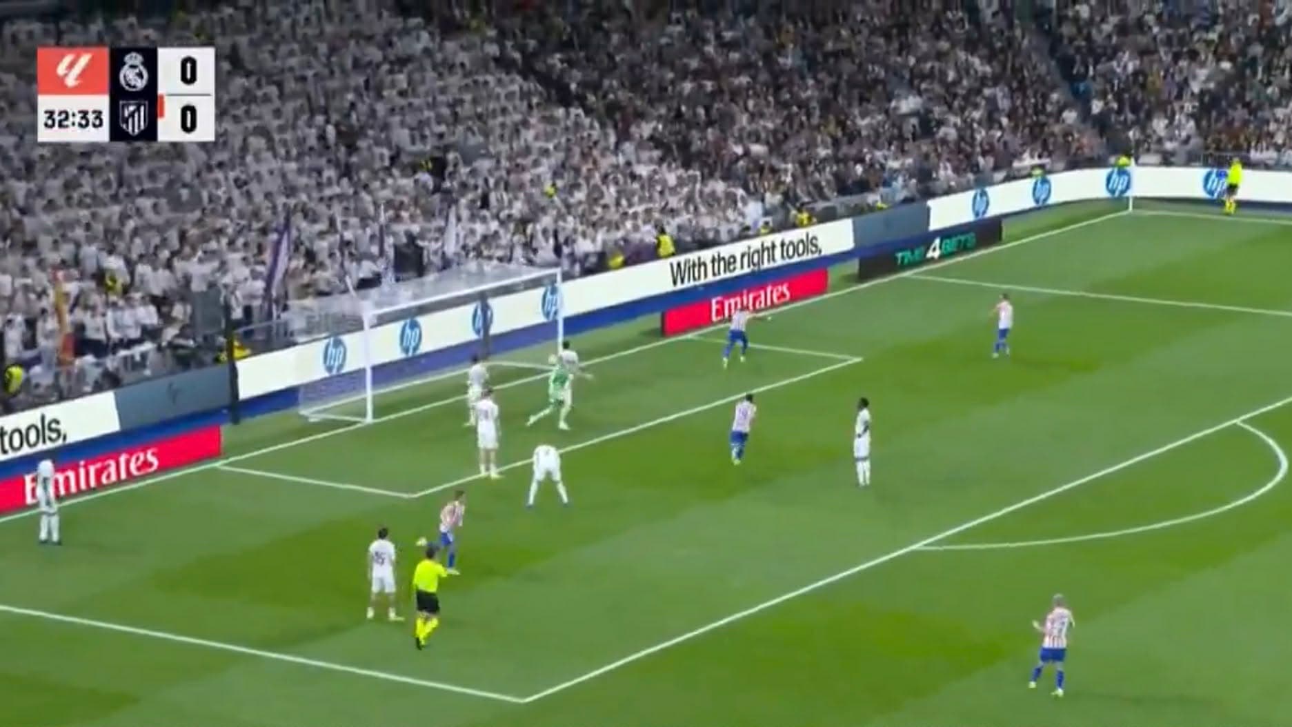 Reali kthehet në lojë ndaj Atleticos, Vini realizon penaltinë