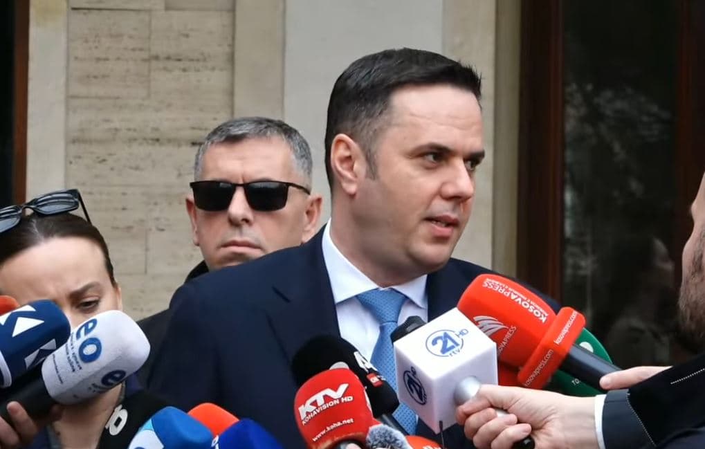 Abdixhiku: S’ka propozime, por nuk kemi qëndrime refuzuese – aq më pak ndaj zonjës Osmani