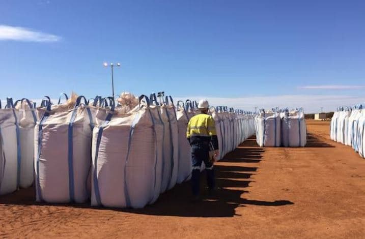 Franca synon investime në minerale kritike australiane