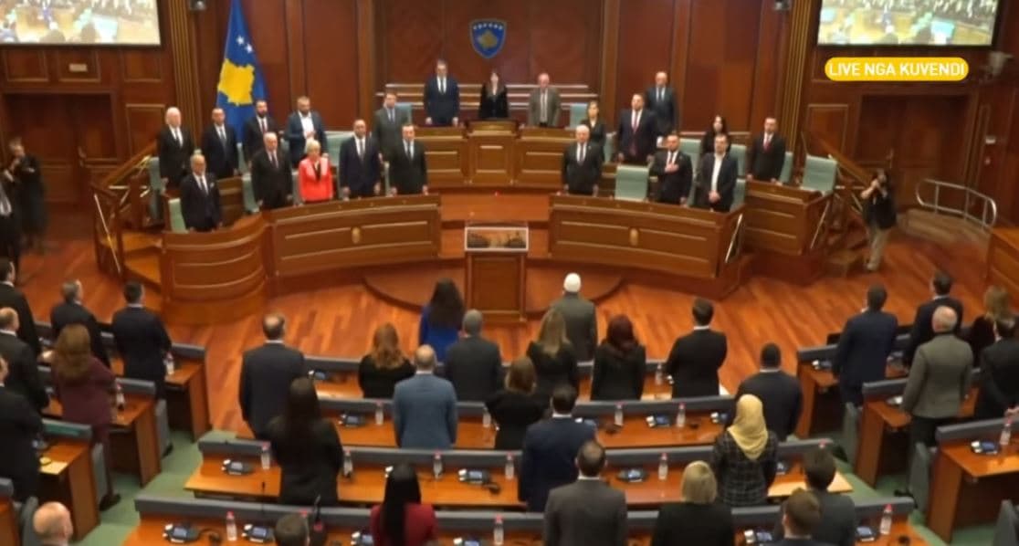 Nis seanca solemne e Kuvendit për nder të 28-vjetorit të Epopesë së UÇK-së