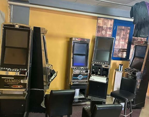 Konfiskohen aparate të lojërave të fatit, mbyllet një lokal në Malishevë