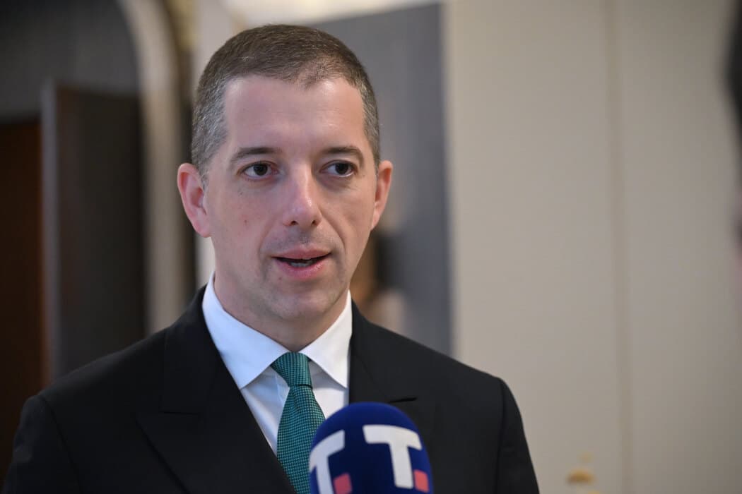 Gjuriqit i dhemb heqja e fusnotës për Kosovën: Rrezikon të minojë besimin e brishtë ndaj Dialogut