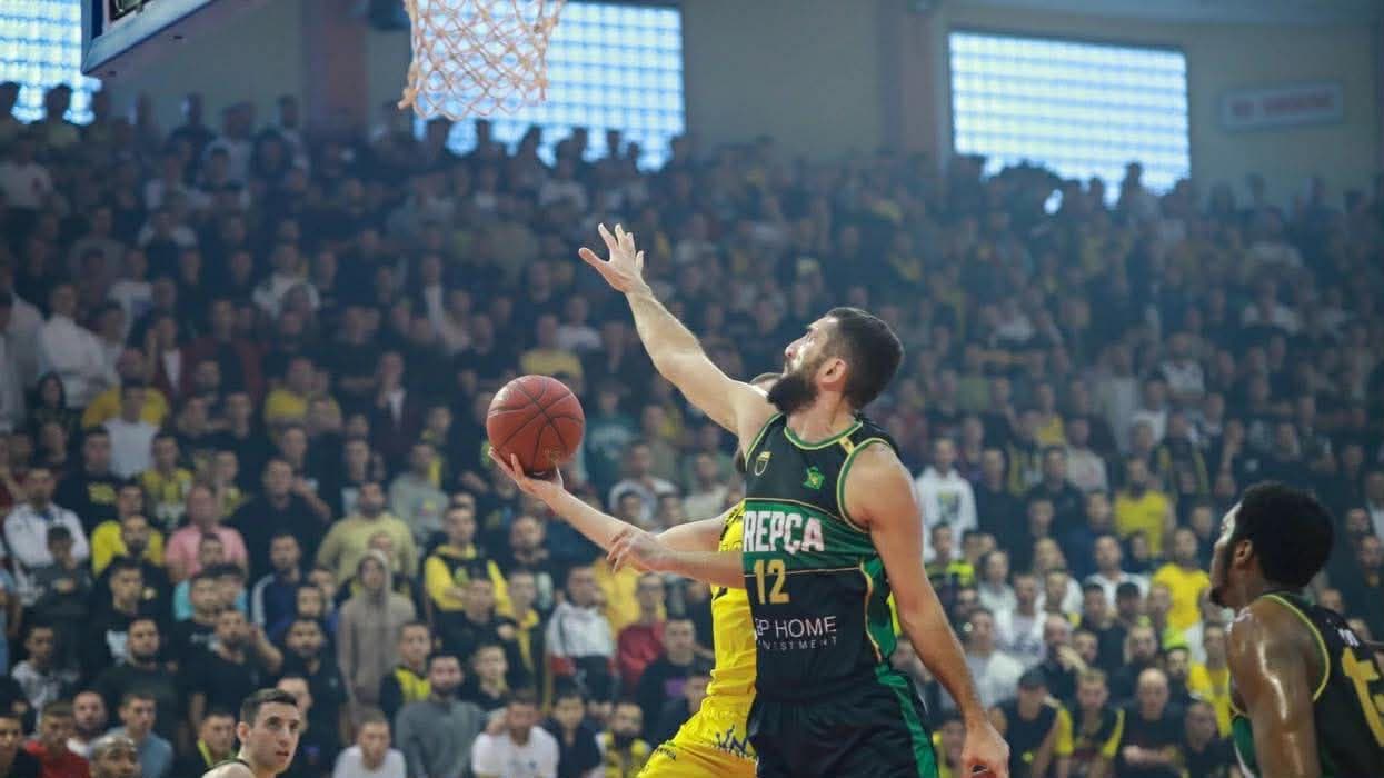 ProCredit Superliga rikthehet me derbi dhe përballje të rëndësishme