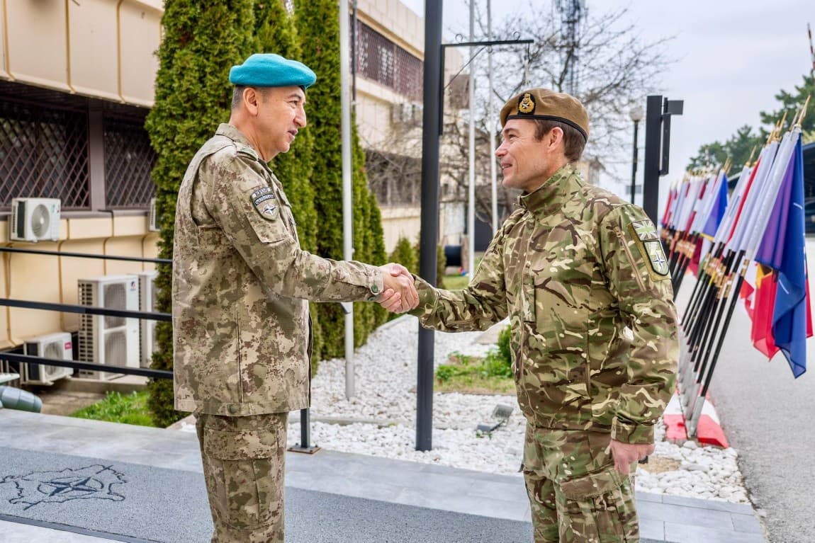 Ulutash takohet me zëvendëskomandantin e Korpusit të NATO-s në Itali, flasin për sigurinë