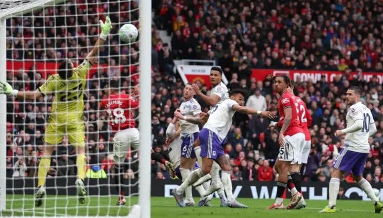 Unitedi me fitore masive ndaj Villës në luftën për “Champions”