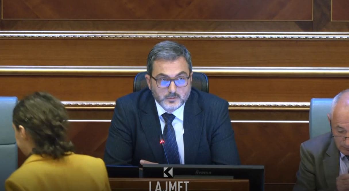 Akciza dhe TVSH-ja "përplasin" deputetët - Krejt çka ndodhi në parlament (VIDEO)