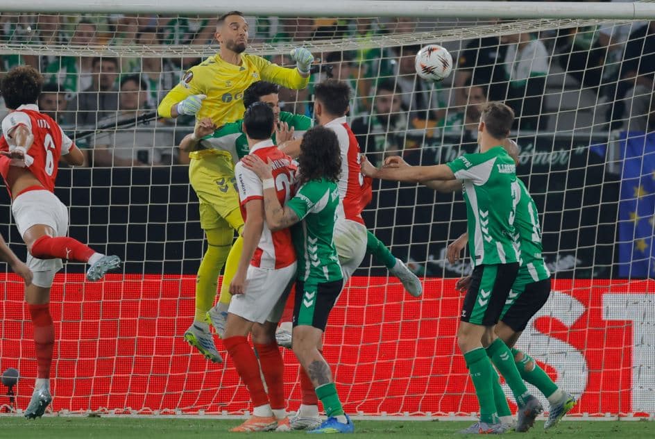 Kompletohen gjysmëfinalistët në Ligën e Evropës