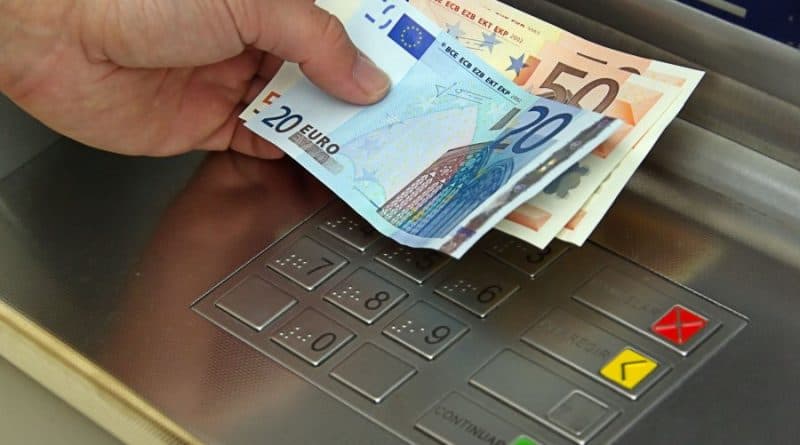 Dyshohet për deponim të parave të falsifikuara në BQK, nisin hetimet