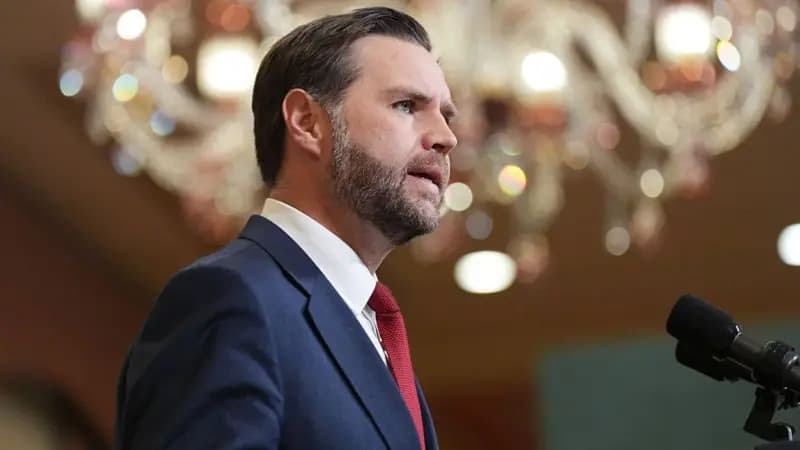 Vance largohet nga Pakistani pas dështimit të bisedimeve të paqes me Iranin