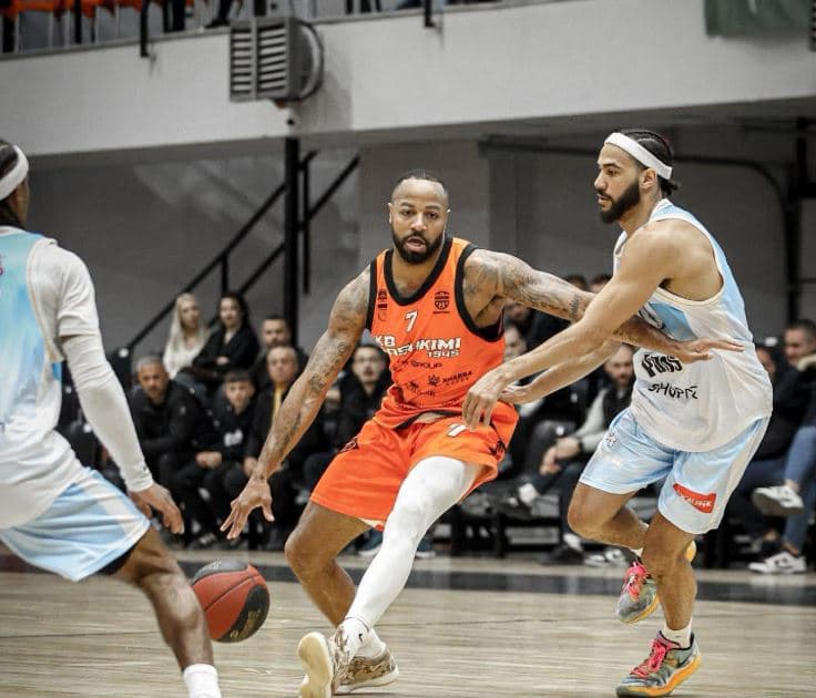 Sonte nis gjysmëfinalja e playoffit, Bashkimi e pret Borën